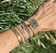 Load image into Gallery viewer, Good Luck Bracelet