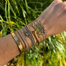 Load image into Gallery viewer, Good Luck Bracelet