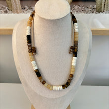 Load image into Gallery viewer, Hunky Dori Gemstone Necklace