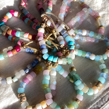 Load image into Gallery viewer, May Flowers