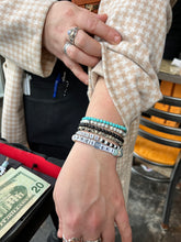 Load image into Gallery viewer, Après Ski